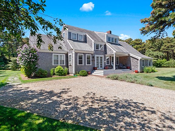 3rd image of 11 Sesapana Rd