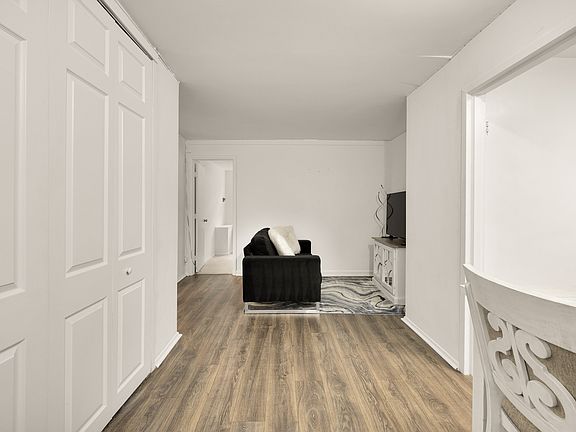 5th image of 2401 H St NW APT 209
