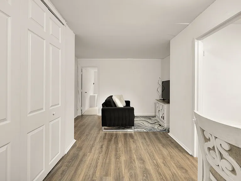 2401 H St NW #209 — Photo 5