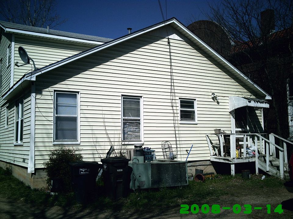 2nd image of 2018 Ross Ave