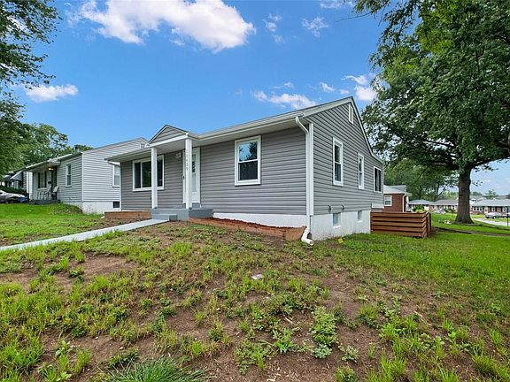3rd image of 10639 Saint Henry Ln