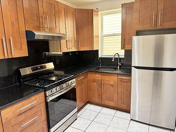 2nd image of 1866 Himrod St APT 1R