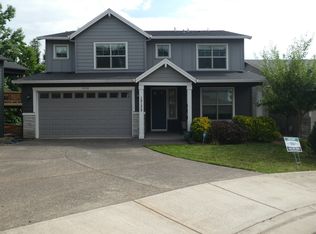 15172 SW Harveys View Ave, Tigard, OR 97224