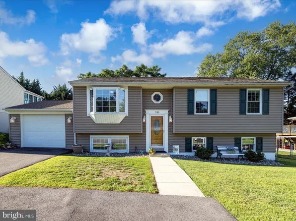 7105 Lindale Woods Ct, Glen Burnie, MD 21061