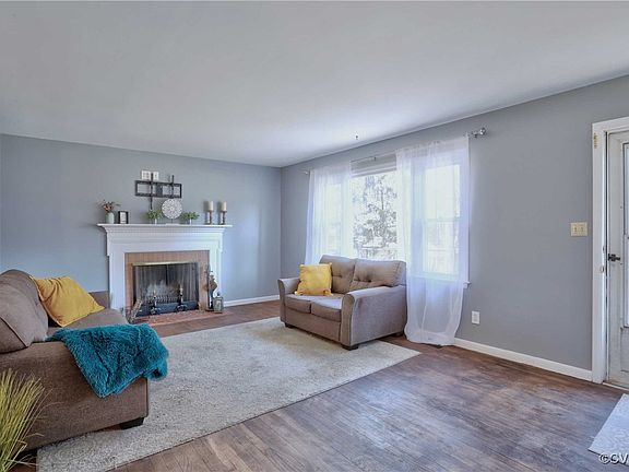 3rd image of 3 Settlers Ln