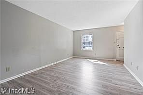 3rd image of 228 Northpoint Ave Unit B