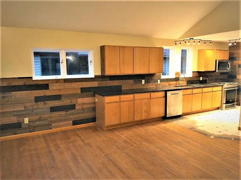 1848 Arbordale St — Photo 12