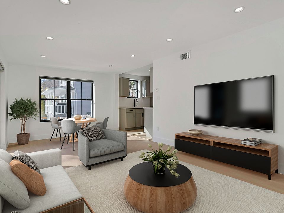 1st image of 229 Piermont Ave #101