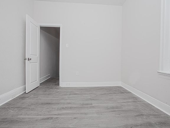 5th image of 2035 W Susquehanna Ave #1