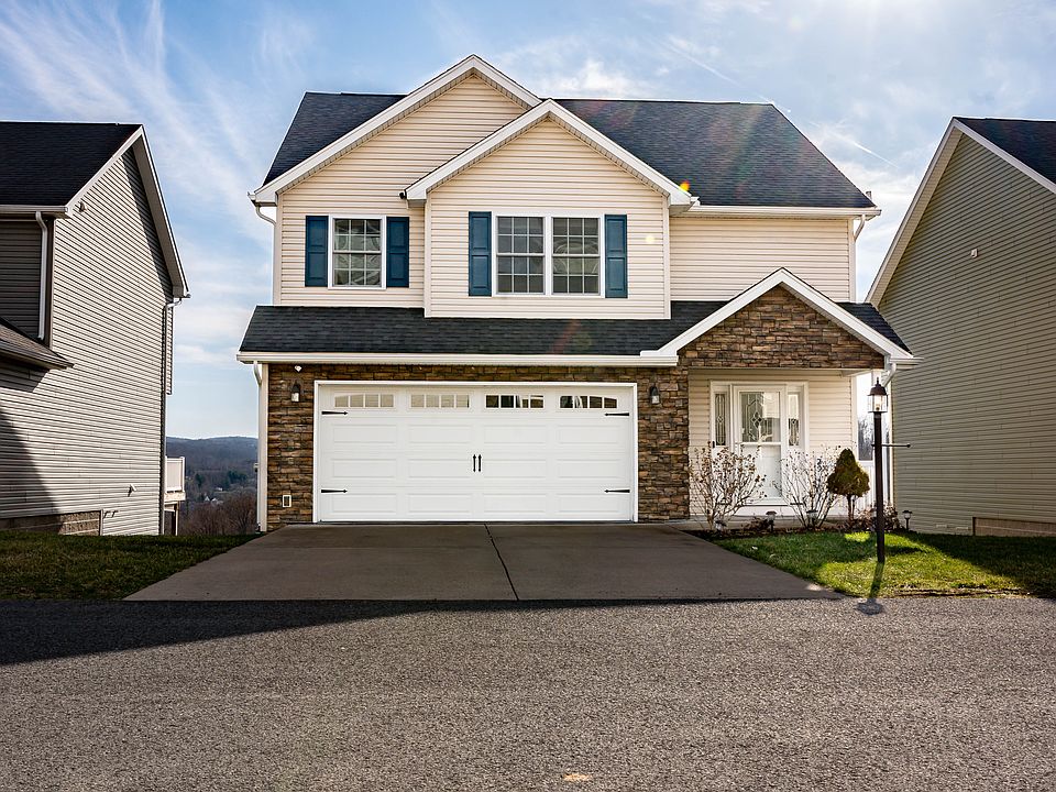 1st image of 29 Sundance Dr