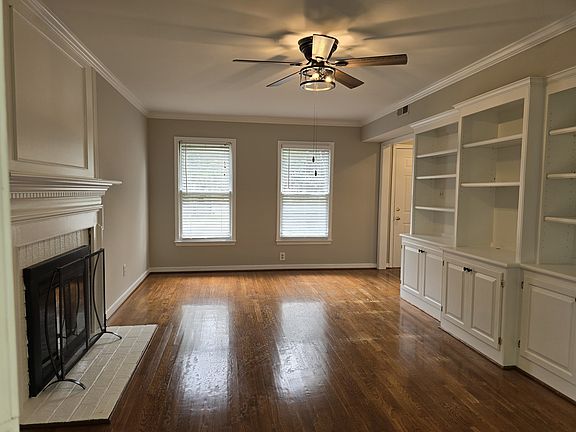 Living Room - Fireplace not available for use