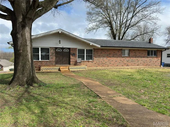 85 Kennedy St, Union, MO 63084