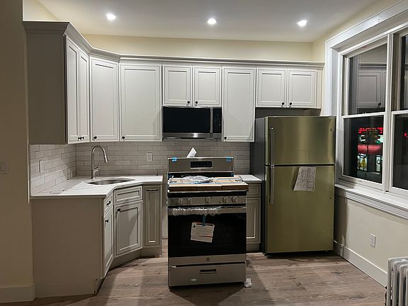 4th image of 274 Avenue X Floor 2