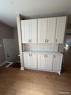 3 bed, 3.0 bath, 1245 sqft, $2,495 — Photo 4