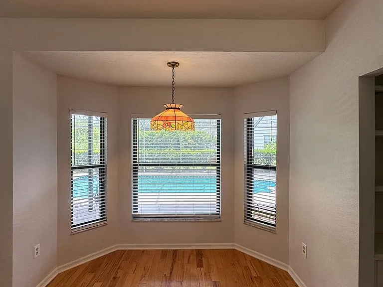 6077 Marella Dr — Photo 8