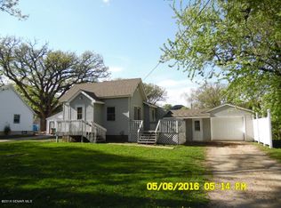 302 Park St, Freeborn, MN 56032