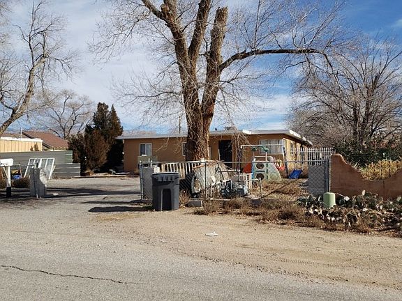 2nd image of 6718 Tokay St NE
