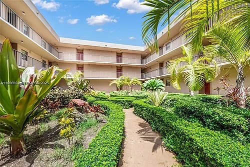 10625 SW 112th Ave #301 Photo 1