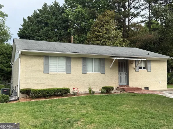 1072 Thrasher Ct, Norcross, GA 30093