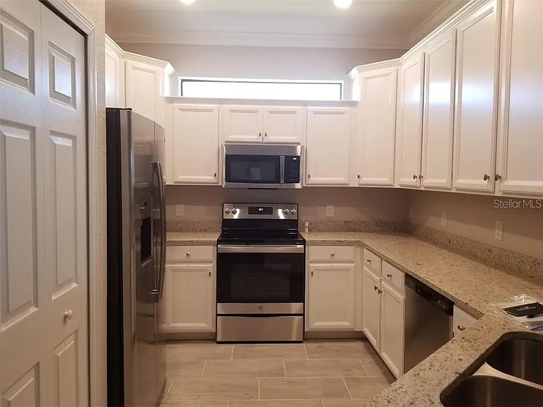 12331 Amica Loop — Photo 41
