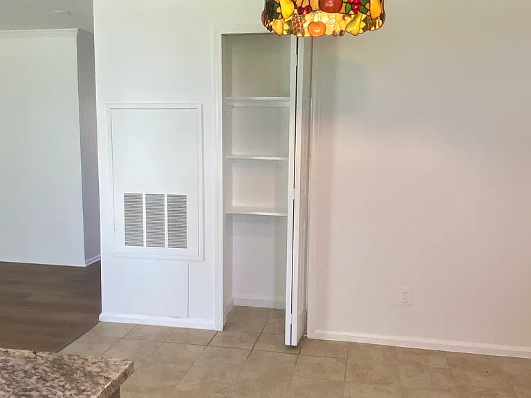 1103 Huntmaster Ter NE #101 — Photo 9