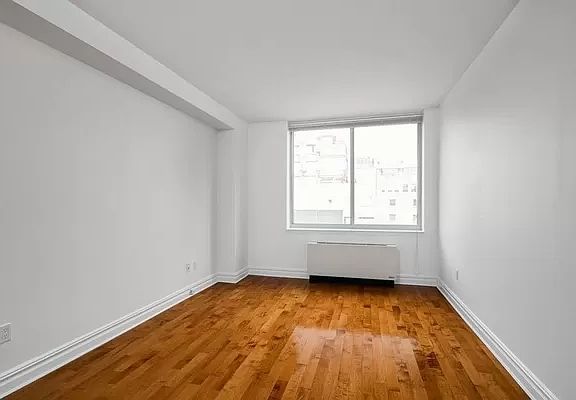 3rd image of 401 E 60th St APT 5F