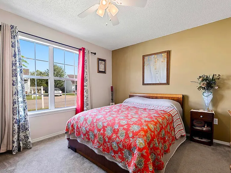 10527 Bay Tree Dr — Photo 15
