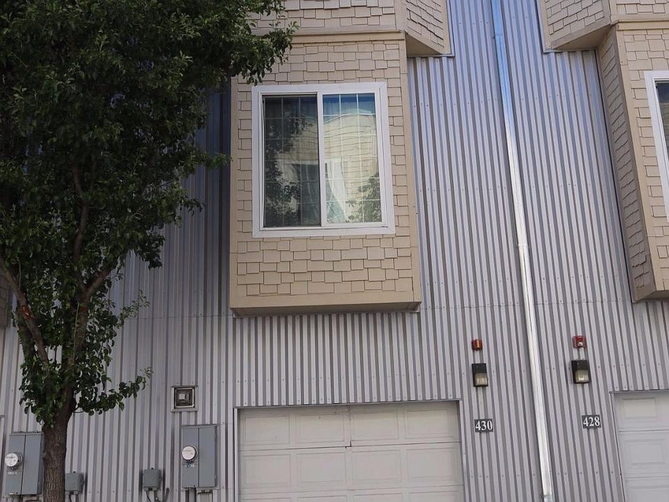 1st image of 430 Harriet Ln
