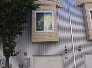430 Harriet Ln, West Sacramento, CA