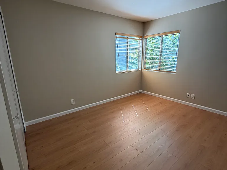 681 S Orange Grove Blvd #2 — Photo 11