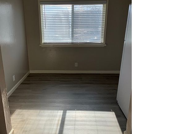 2nd image of 1321 Carnelian Dr #1