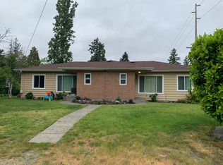8305 Lawndale Ave SW, Lakewood, WA 98498