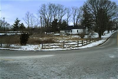 3rd image of 12183 Old Lexington Pike