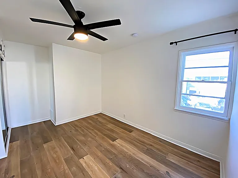 3415 S Bronson Ave #1 — Photo 7