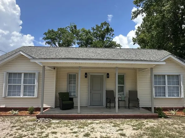 222 24th Ave, Apalachicola, FL 32320