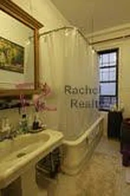 Rented by Rachel Realty | media 3