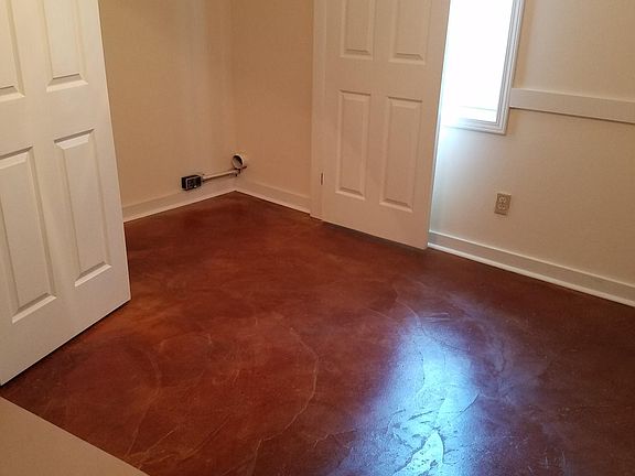 2nd image of 133 Woodrow St APT C