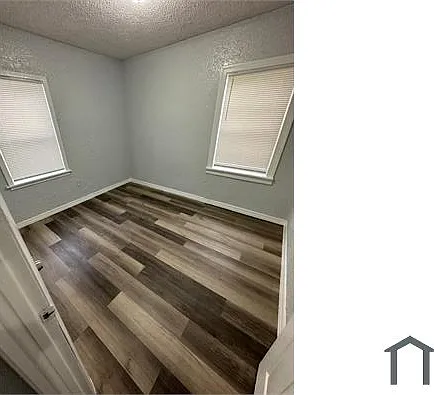 1823 E 24th St — Photo 28