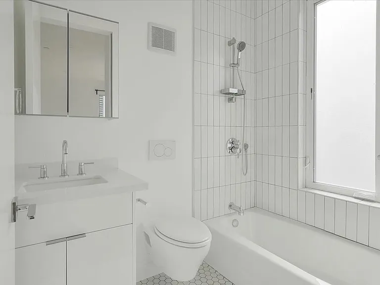 4553 Saturn St — Photo 16