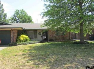 121 N Burdel Ln, Enid, OK 73703