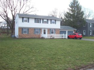 12 S Ridge Trl, Fairport, NY 14450