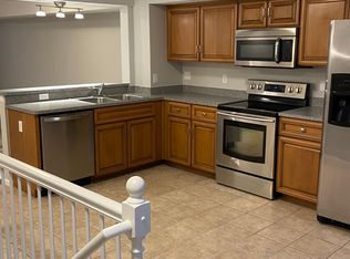 14080 Lakeside Blvd N #1480, Utica, MI 48315