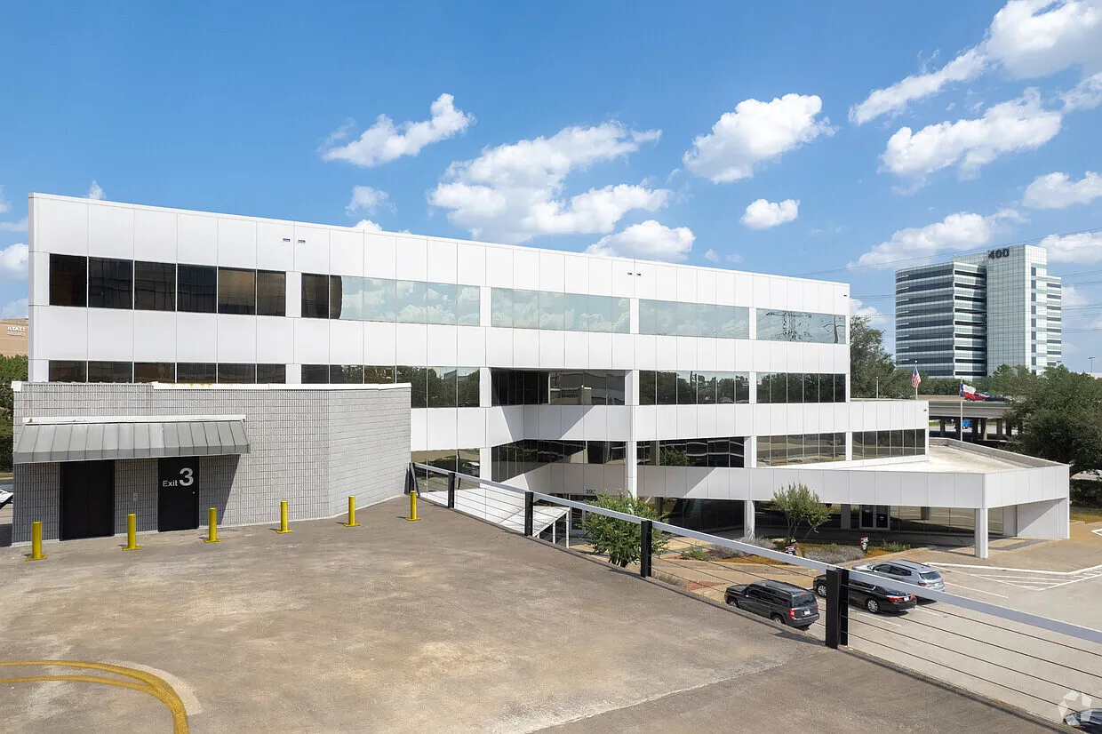 397 North Sam Houston Parkway - 110 — Photo 2