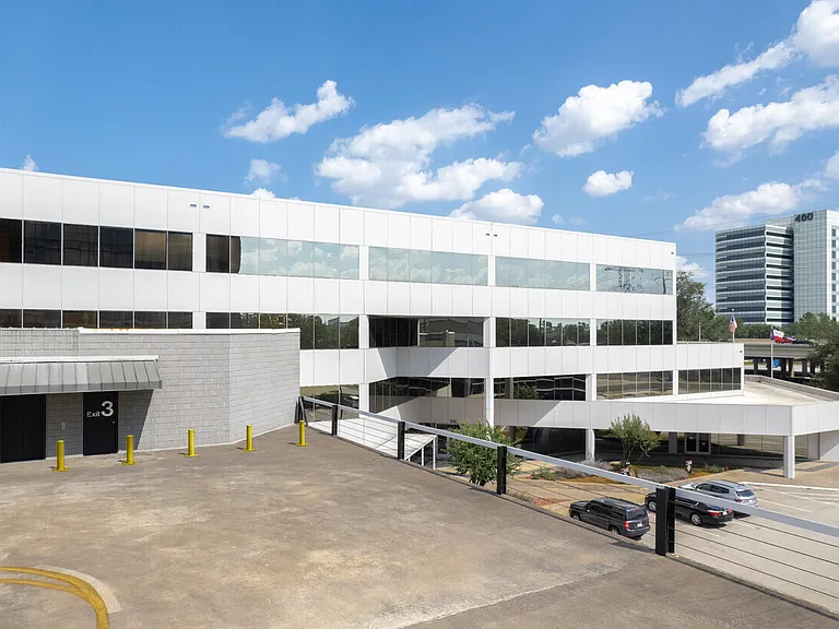 397 N Sam Houston Pkwy W #110 — Photo 2