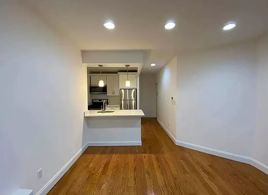 Rented by EastMount Realty LLC | media 19