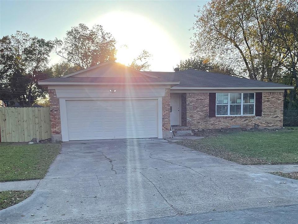 1st image of 8618 Mosswood Dr