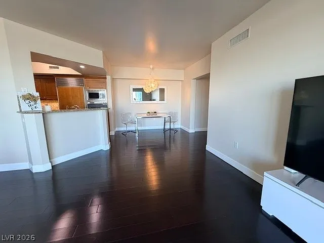 2777 Paradise Rd #807 — Photo 39
