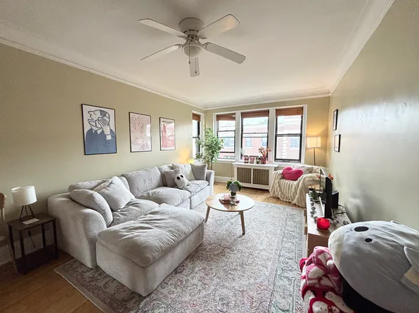145 Englewood Ave APT 42, Brighton, MA 02135