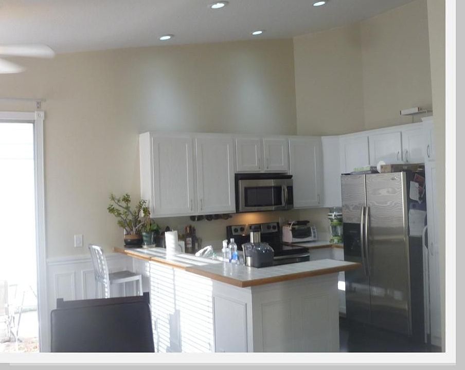 Gourmet Kitchen with Vaulted 