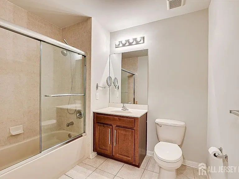 1073 Morning Glory Dr — Photo 6